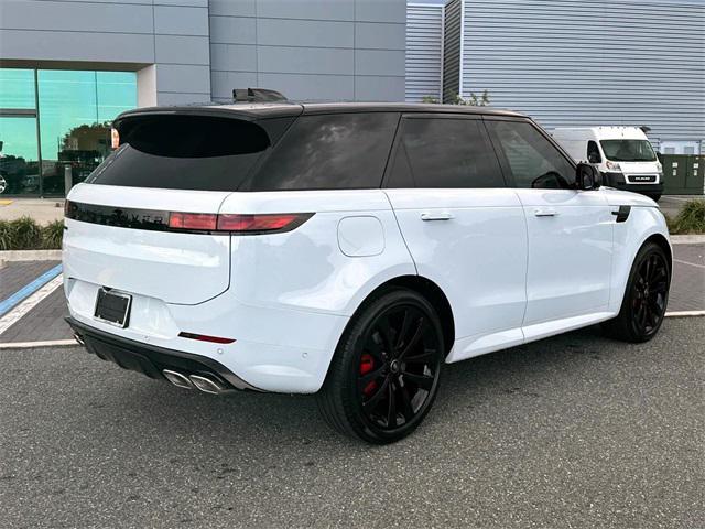 new 2025 Land Rover Range Rover Sport car, priced at $117,700