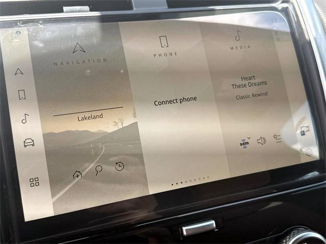 new 2025 Land Rover Discovery car, priced at $81,125
