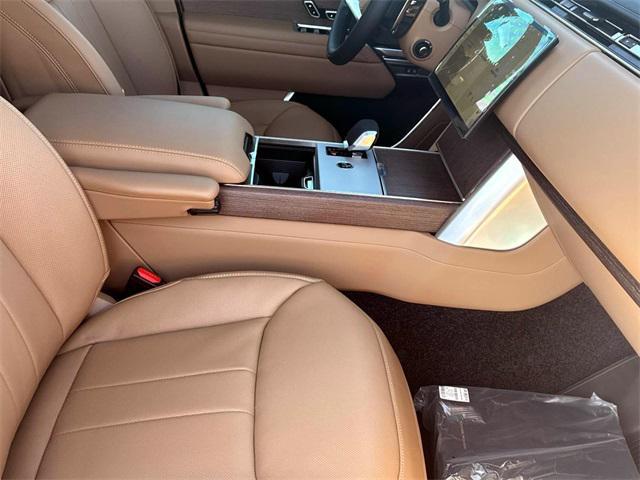 new 2025 Land Rover Range Rover car, priced at $138,455