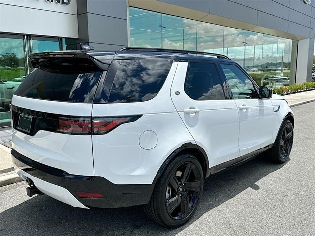 new 2024 Land Rover Discovery car, priced at $69,103