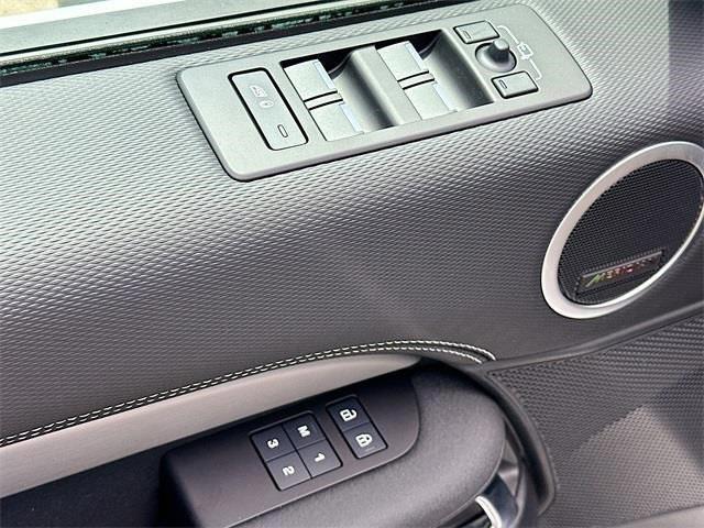 new 2024 Land Rover Discovery car, priced at $69,103