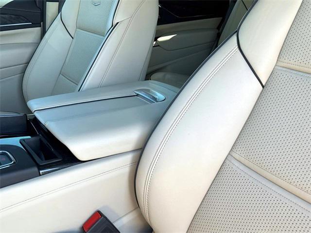 used 2024 Cadillac Escalade car, priced at $87,990