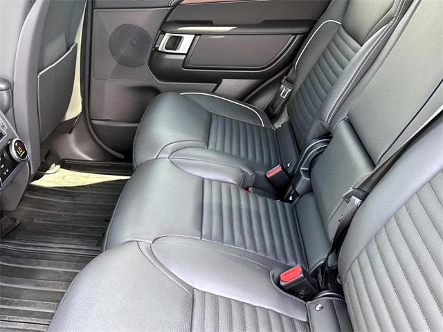 new 2024 Land Rover Discovery car, priced at $72,718