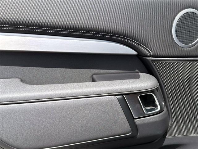 new 2025 Land Rover Discovery car, priced at $69,800