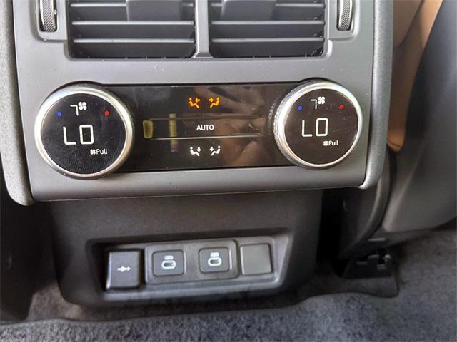 new 2025 Land Rover Discovery car, priced at $69,800