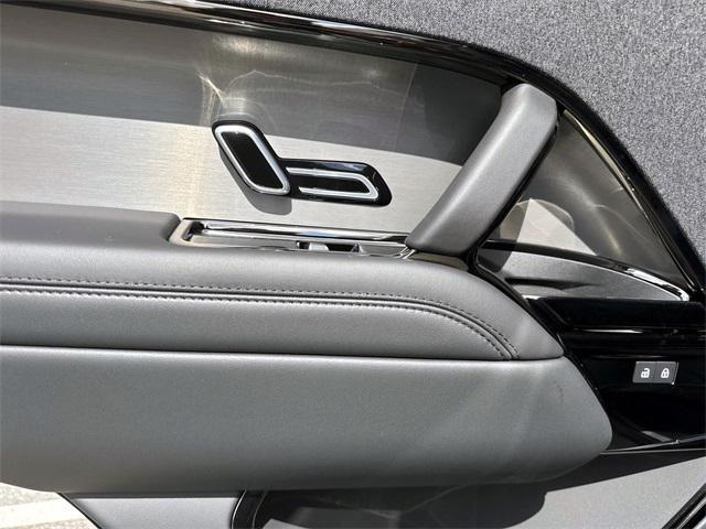 new 2025 Land Rover Range Rover Sport car, priced at $96,555