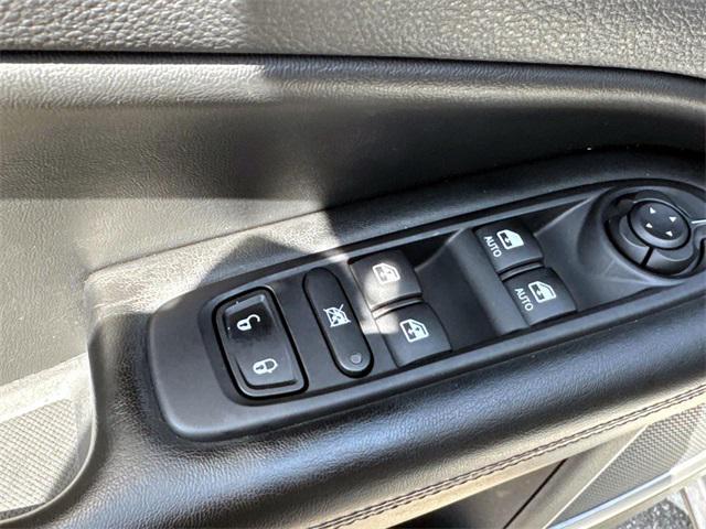 used 2020 Jeep Compass car, priced at $14,444