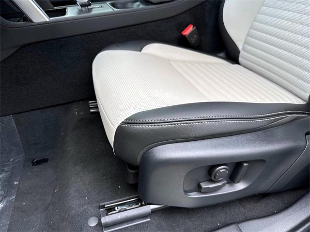 new 2025 Land Rover Discovery Sport car, priced at $50,868
