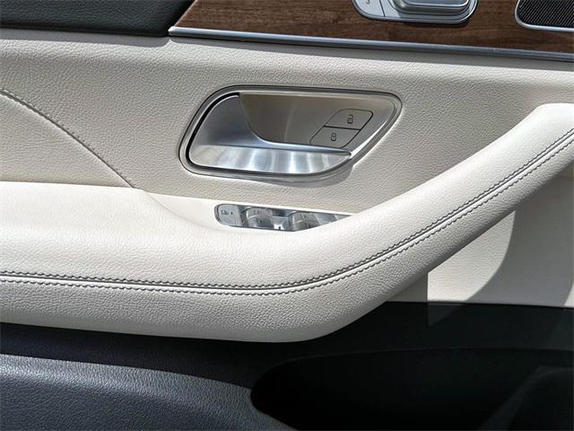 used 2025 Mercedes-Benz GLE 350 car, priced at $55,879