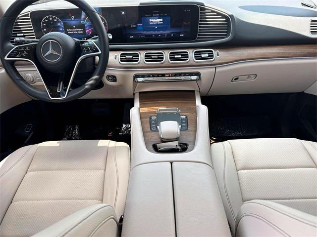 used 2025 Mercedes-Benz GLE 350 car, priced at $57,998
