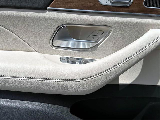 used 2025 Mercedes-Benz GLE 350 car, priced at $57,998