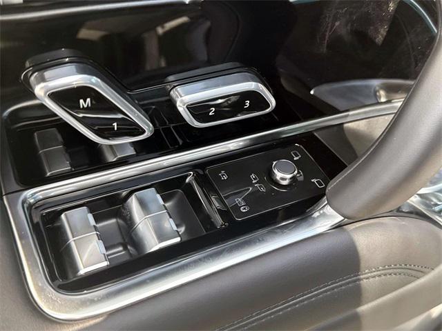 new 2025 Land Rover Range Rover car, priced at $139,140