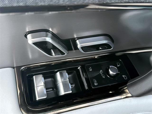 new 2025 Land Rover Range Rover Sport car, priced at $87,625