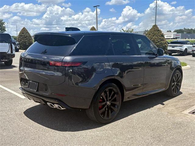 new 2025 Land Rover Range Rover Sport car, priced at $118,475