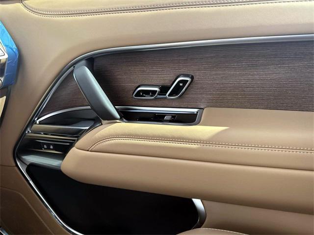 new 2025 Land Rover Range Rover car, priced at $128,430