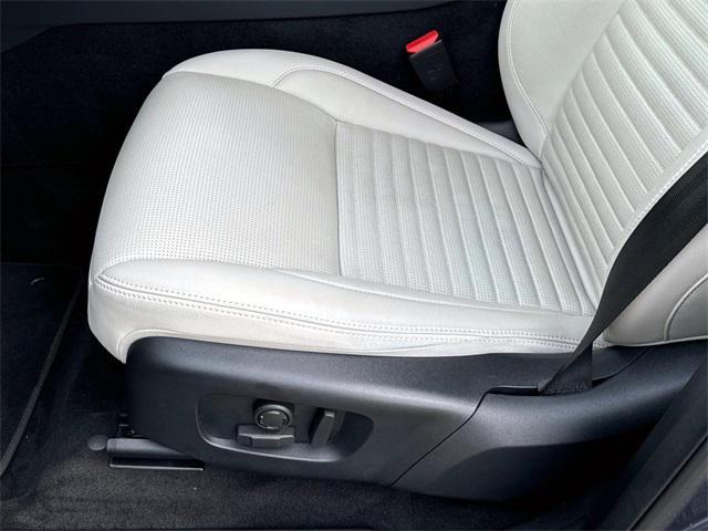 new 2024 Land Rover Discovery Sport car, priced at $42,543