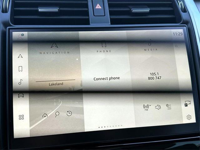 new 2025 Land Rover Discovery car, priced at $67,778