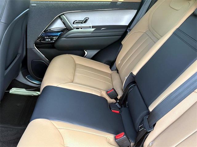new 2025 Land Rover Range Rover Sport car, priced at $104,380