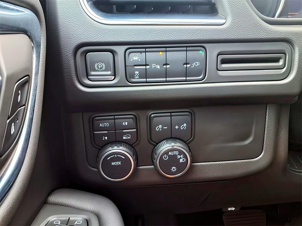 used 2021 Chevrolet Tahoe car, priced at $43,999