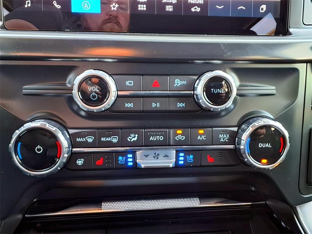 new 2025 Ford F-150 car, priced at $73,520