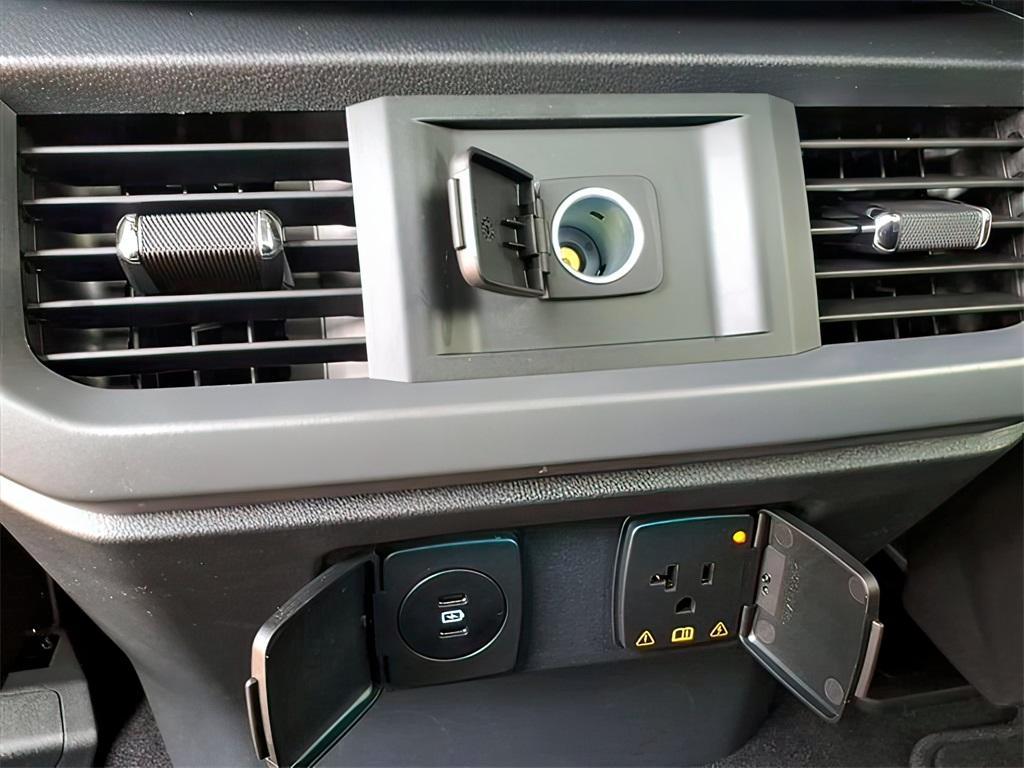 new 2025 Ford F-150 car, priced at $59,305