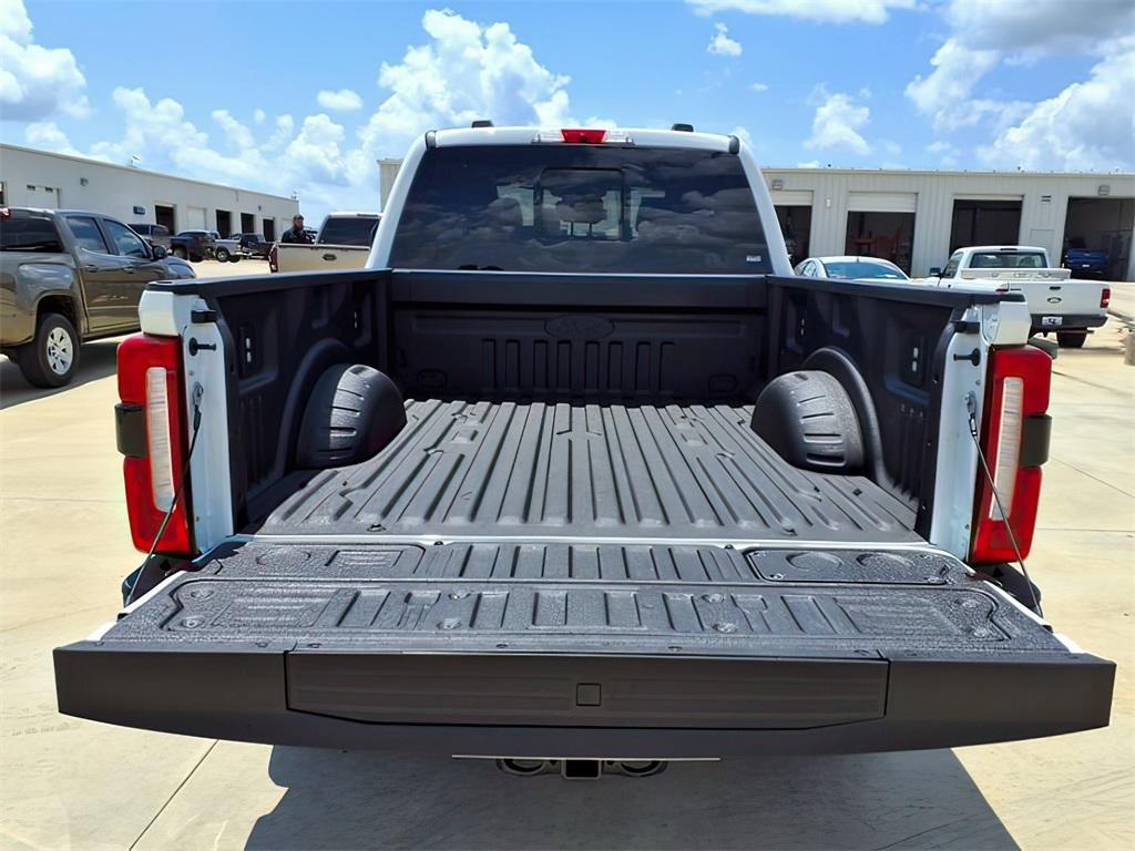 new 2025 Ford F-250 car