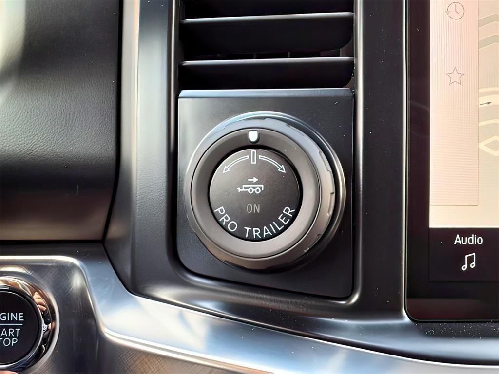 new 2025 Ford F-250 car