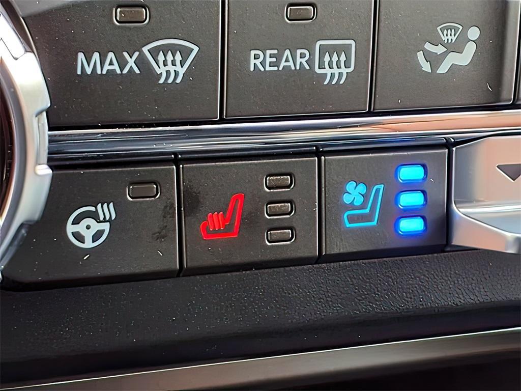 new 2025 Ford F-250 car