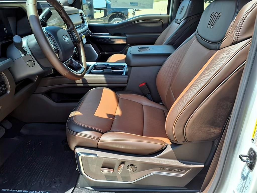 new 2025 Ford F-250 car
