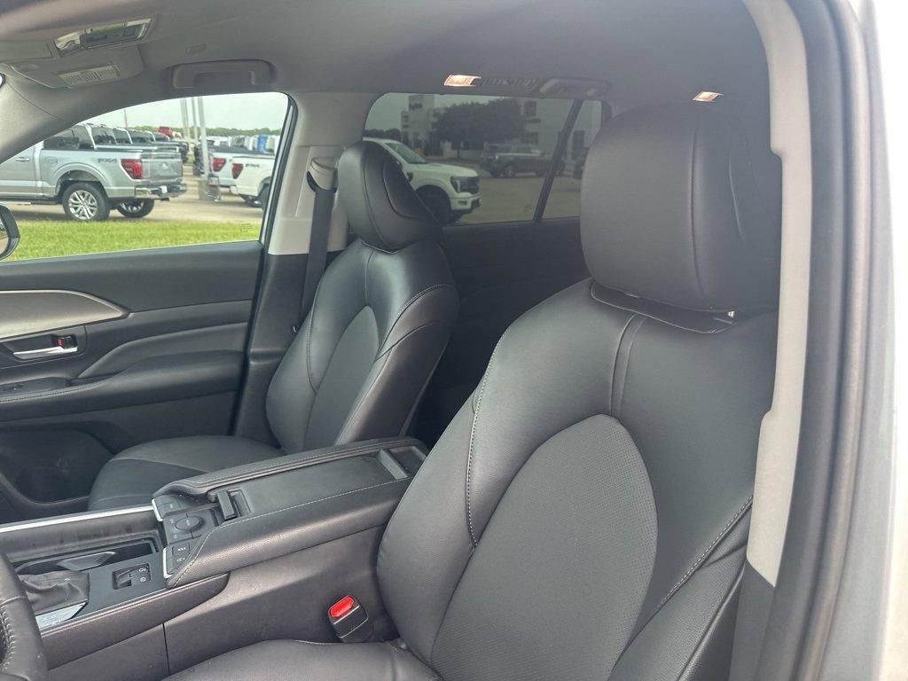 used 2024 Toyota Grand Highlander car, priced at $44,468