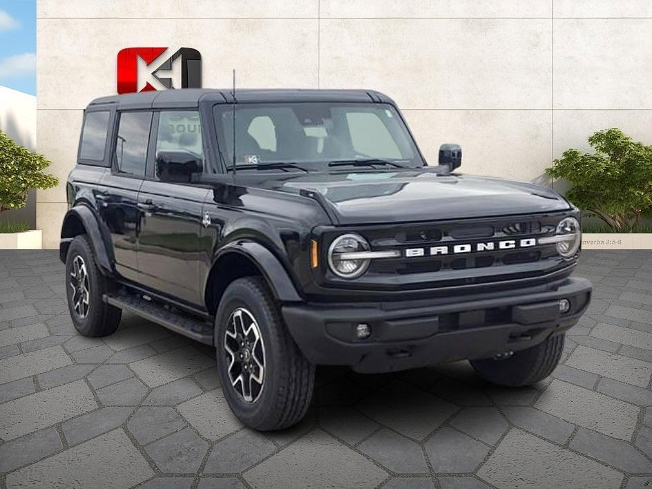 new 2024 Ford Bronco car, priced at $48,786