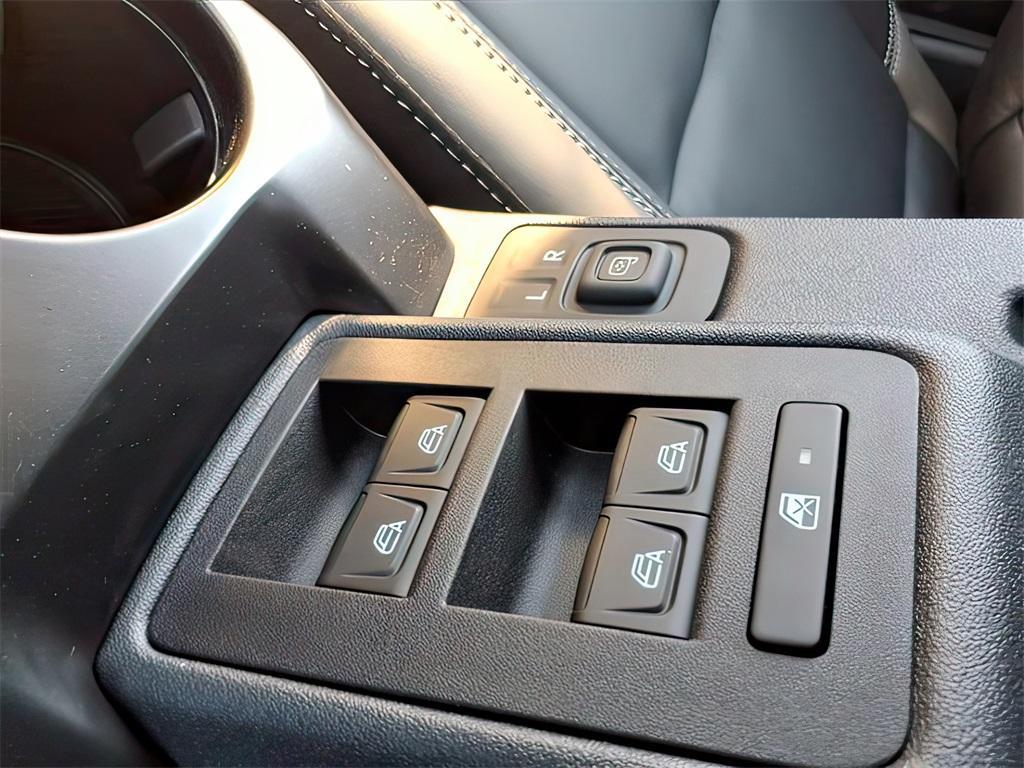 new 2025 Ford Bronco car, priced at $55,499