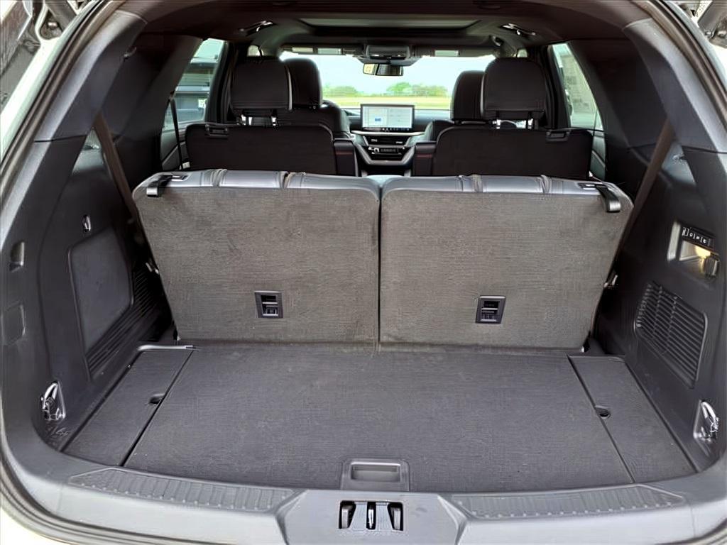 new 2025 Ford Explorer car, priced at $53,723