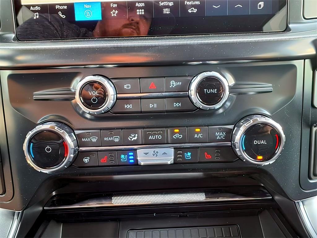 new 2025 Ford F-150 car