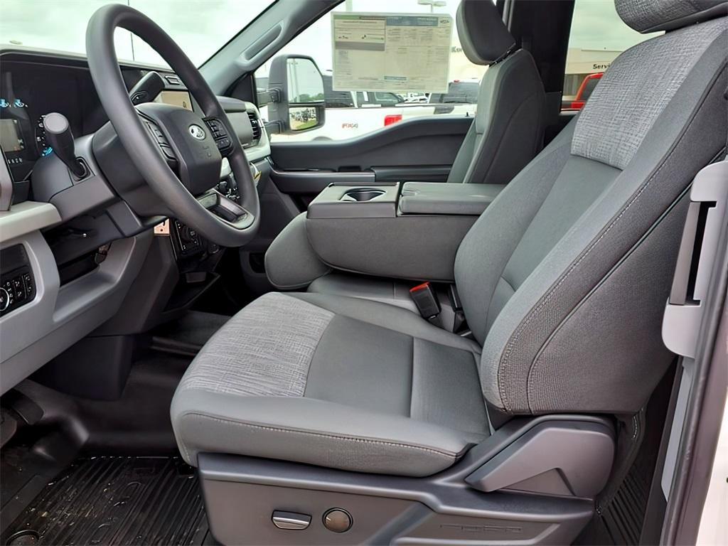 new 2025 Ford F-350 car, priced at $53,311