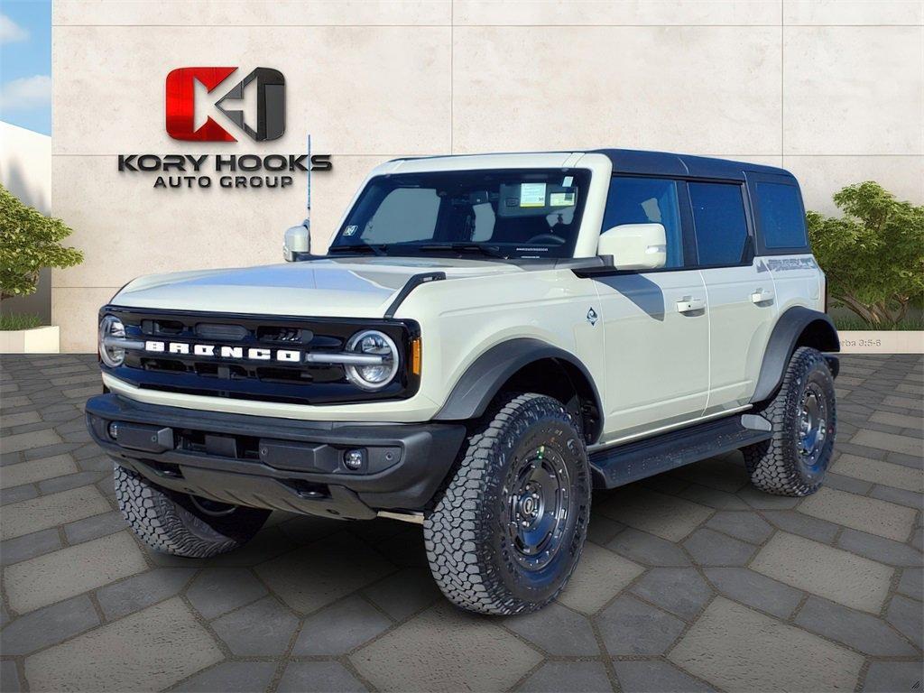 new 2025 Ford Bronco car, priced at $61,500