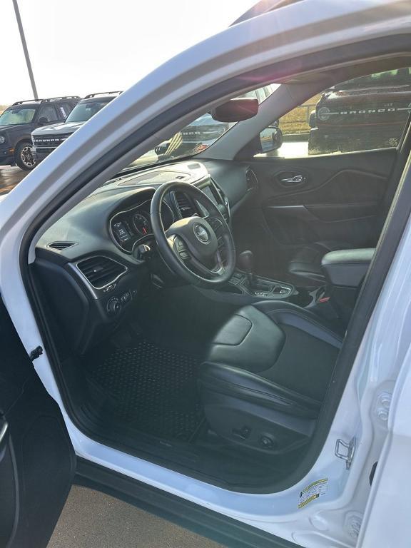 used 2019 Jeep Cherokee car, priced at $14,847