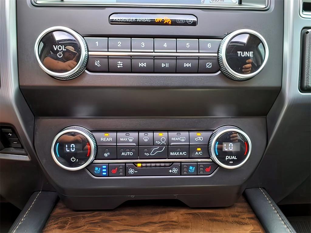 used 2020 Ford Expedition car, priced at $33,999