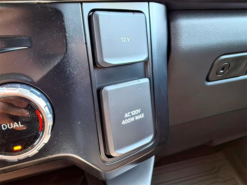 new 2025 Ford F-250 car, priced at $79,999