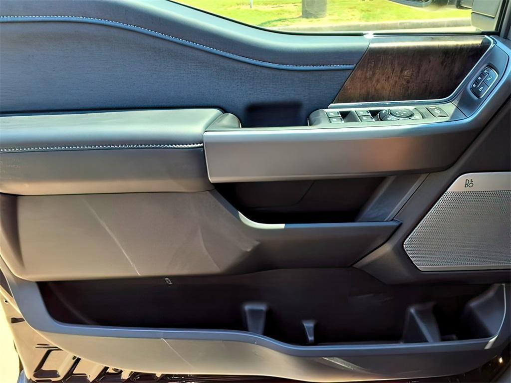 new 2025 Ford F-250 car, priced at $79,999