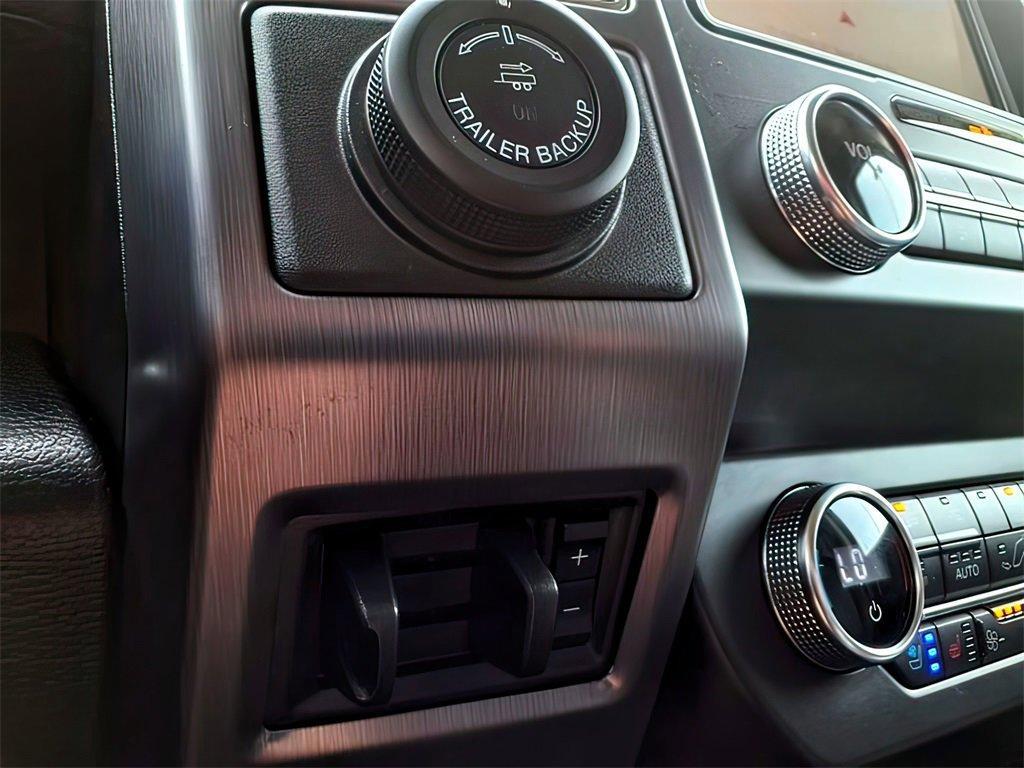 used 2019 Ford Expedition car, priced at $31,500