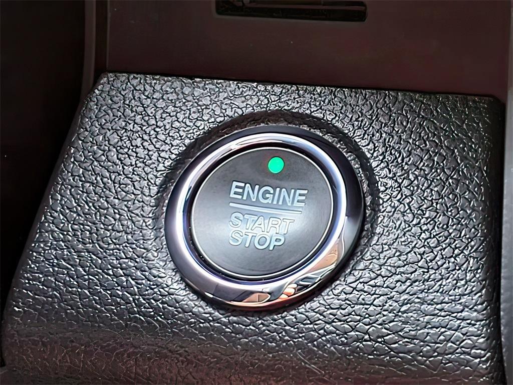used 2019 Ford Expedition car, priced at $28,788