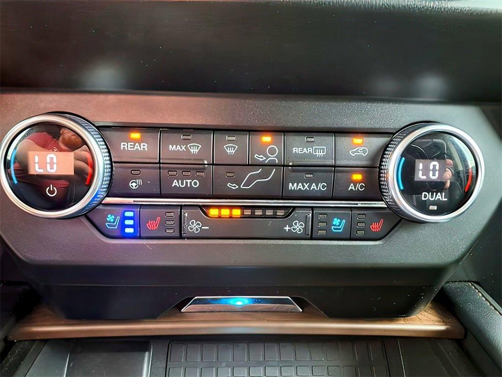 used 2019 Ford Expedition car, priced at $31,500