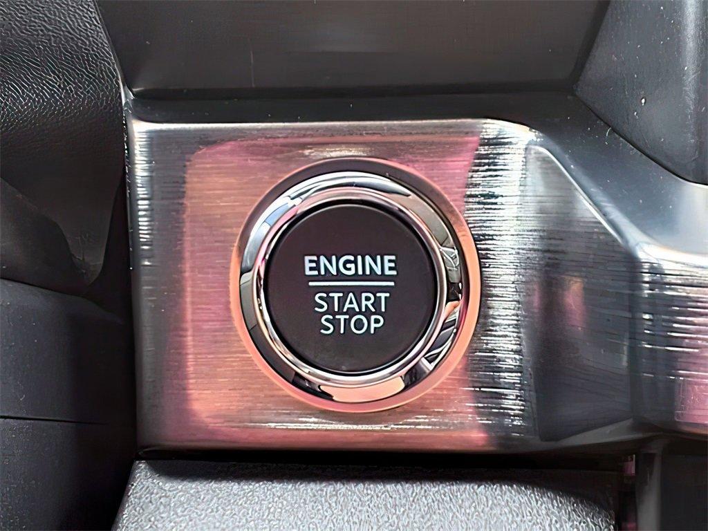 new 2025 Ford F-250 car, priced at $84,953