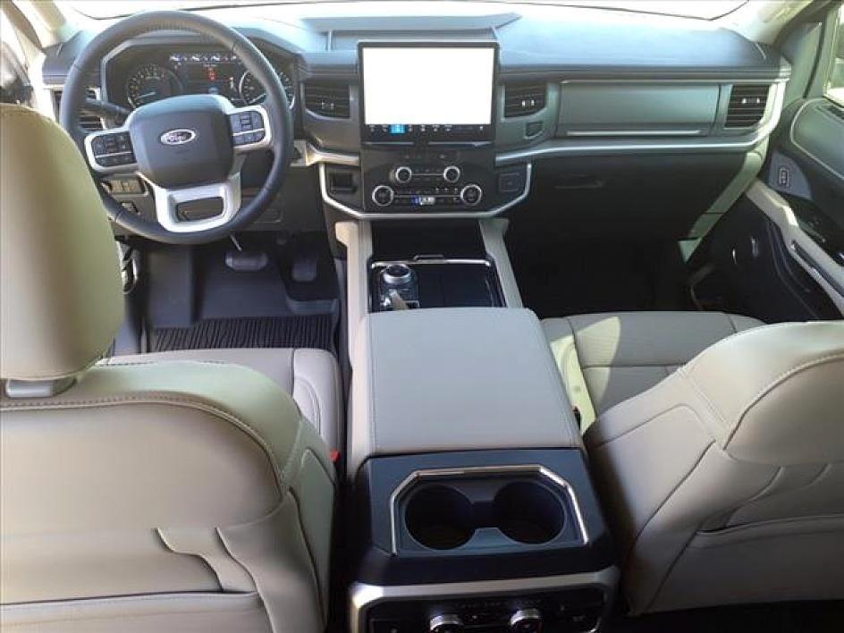 new 2024 Ford Expedition car, priced at $61,539