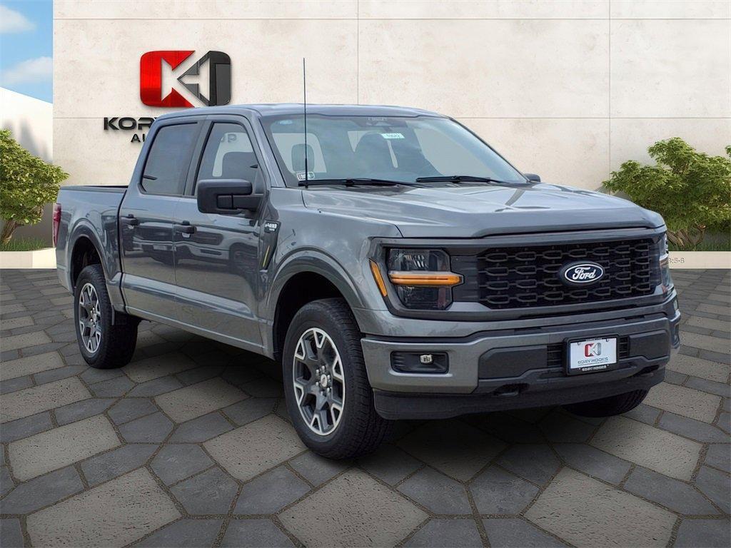new 2025 Ford F-150 car, priced at $50,175