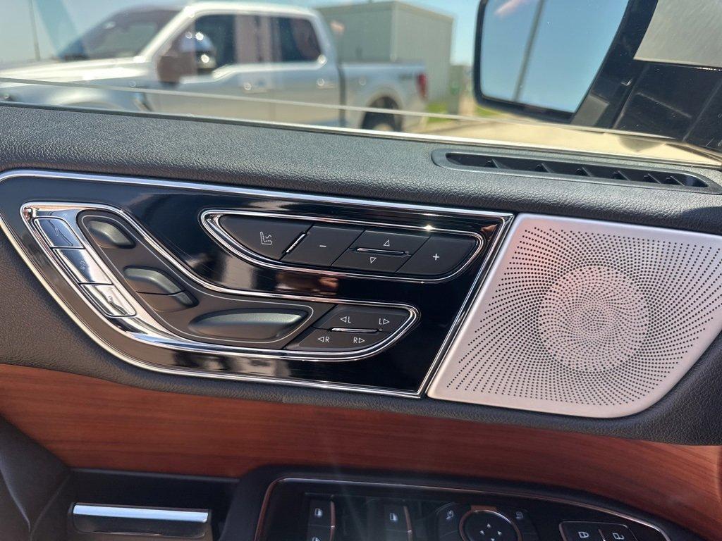 used 2020 Lincoln Navigator car, priced at $37,157