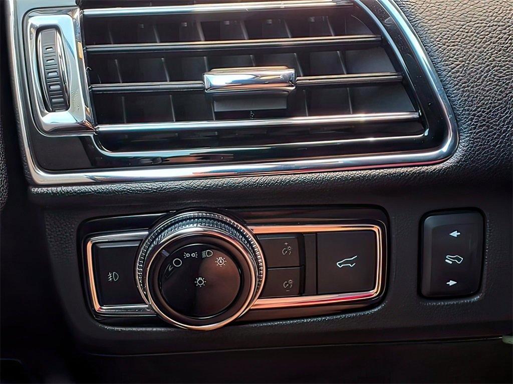 used 2020 Lincoln Navigator car, priced at $36,999