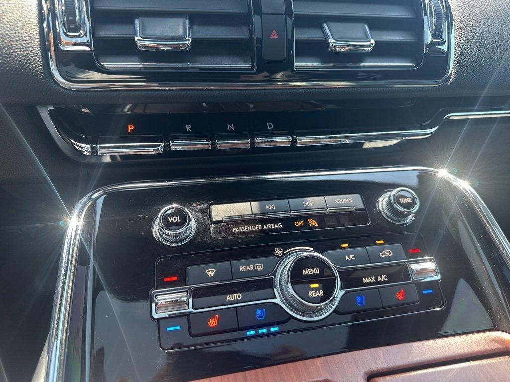 used 2020 Lincoln Navigator car, priced at $37,157