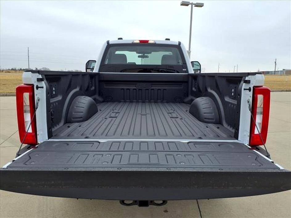 new 2025 Ford F-250 car, priced at $51,274